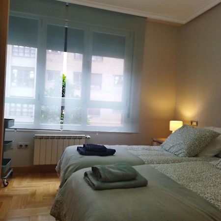 Centrico Apartamento Oviedo Parking Y Wifi Gratuitos Admite Mascotas Exterior foto